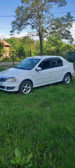 Vând Dacia Logan  - imagine 4
