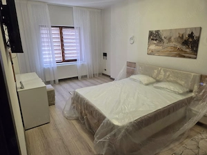 Casă Duplex Mangalia | 2 Apartamente Separate | Curte, 8 Parcări, Mobilată Nou - imagine 9