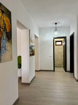 Casă Duplex Mangalia | 2 Apartamente Separate | Curte, 8 Parcări, Mobilată Nou - imagine 5