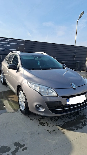 Se vinde megane 3. 1,4 benzină + gpl. Problemă motor. - imagine 2