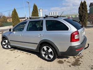 Skoda Octavia Scout 2011 - imagine 3