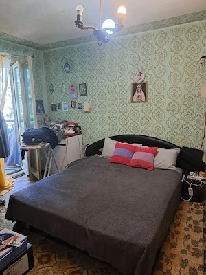 Apartament 2 camere , M14 pe Aleea Neajlov , vizavi de Eliade , et. 3 52.000 euro neg.
