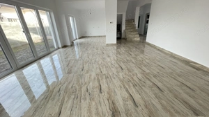 Casa de familie in zona rezidentiala - imagine 5