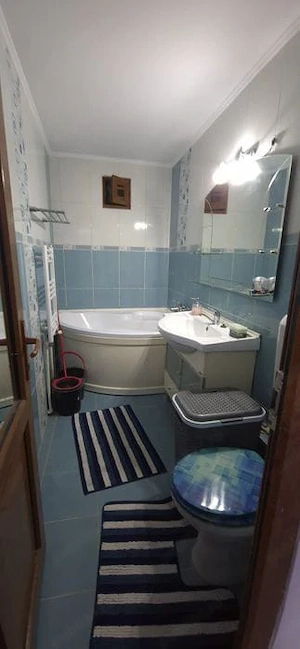 închiriez apartament 3 camere Inel 2