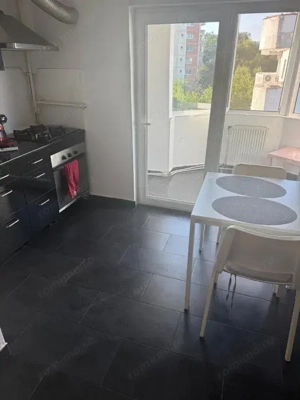 Apartament 2 camere decomandat, cartier Plopilor - imagine 4