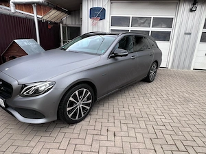 Mercedes-Benz E 300 de 9G-TRONIC Avantgarde Hibrid Plug-In - imagine 3
