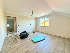 Duplex elegant, 4 camere, 93 mp utili, 235 mp teren - Sanandrei - imagine 6