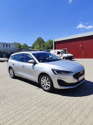 Ford Focus Combi 1.5 EcoBlue Titanium Facelift, 120 CP,  cutie automata Joystick, - imagine 3