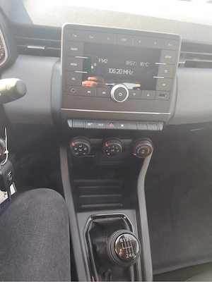 Renault Clio 1.0 tce 90 cp - imagine 5