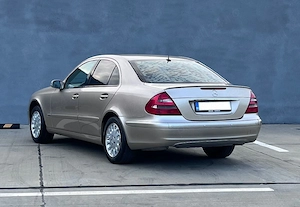 Mercedes E200 kompressor euro 4 inm.in RO  - imagine 5