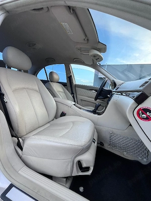 Mercedes E200 kompressor euro 4 inm.in RO  - imagine 7