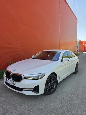 BMW Seria 5 G30 Facelift 520d Mild Hybrid
