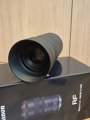 Canon RF 100mm f2.8 L Macro IS USM