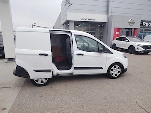 Ford Transit Courier - imagine 4
