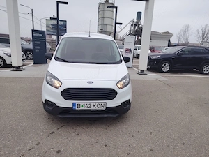 Ford Transit Courier - imagine 3