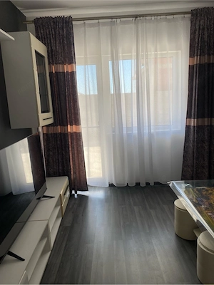 Apartament cu 2 camere, curte privată-Giarmata Vii - imagine 7