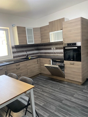 Apartament cu 2 camere, curte privată-Giarmata Vii - imagine 2