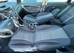 Hyundai i30 1.4 CRDi Trend - imagine 13