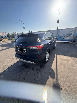 Ford Kuga 1,5 D 2021 automat  - imagine 3