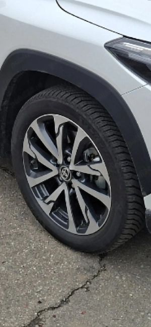 Toyota corolla cross dynamic 1800   140 - imagine 4