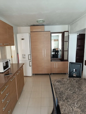Inchiriez apartament cu 2 camere  - imagine 3