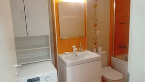 Vand apartamnet 2 camere Decomandat  - imagine 4