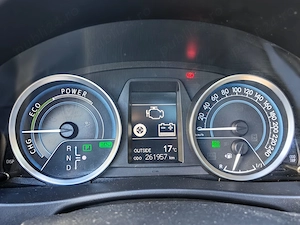 Vand Toyota Auris 1.8 hybrid touring sport 2014 - imagine 9