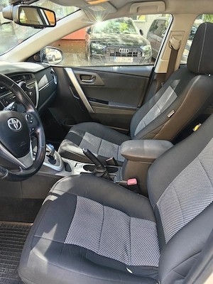Vand Toyota Auris 1.8 hybrid touring sport 2014 - imagine 10