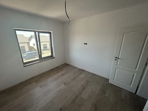 Duplex 4 dormitoare ! Ultima disponibila, Jumate de duplex la cheie cu 0% Comision Poremo Imobiliare - imagine 13