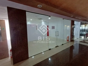 Spațiu Comercial Modern – 25 mp, Etaj 2 - imagine 2