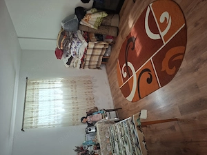 vand casa 3 camere din caramuda