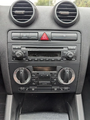 audi A3 an 2004 - imagine 4