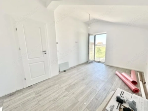 Duplex elegant - 4 camere - Zona Esso - Mosnita Noua - imagine 12