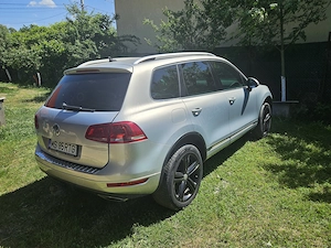 Volkswagen Touareg   Eleganță, Putere și Confort Premium  - imagine 3