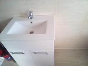 Vind apartament utilat 