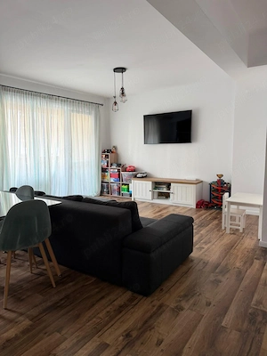 Apartament de închiriat 3 camere  - imagine 2