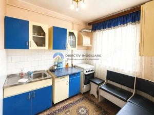Apartament 4 camere. ,Bdul Traian la H-uri Piatra Neamt - imagine 3