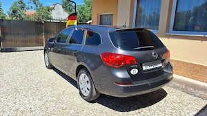 Opel Astra J - 1,7 CDTI - imagine 5