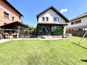 Casa individuala, 4 camere, 120 mp utili, 817 mp teren - Dumbravita - imagine 2