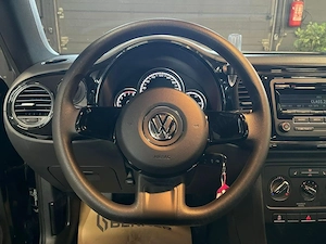 Volkswagen Beetle Cabriolet - imagine 10