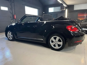 Volkswagen Beetle Cabriolet - imagine 5