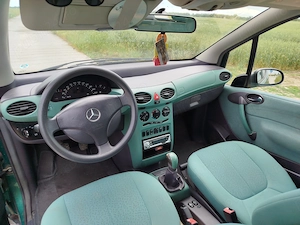Mercedes A class,, Acte la zi  - imagine 9
