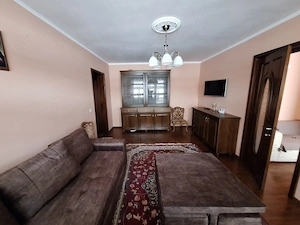Se vinde apartament cu 3 camere mobilat si utilat! - imagine 10