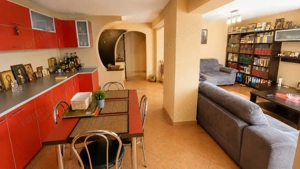 3 camere Găvana 3, etaj 3, sup = 95 mp, zona școlii nr. 19 - imagine 3