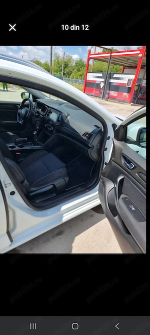 Renault megane - imagine 11
