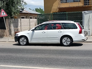 Vânzare Volvo V50 - imagine 2
