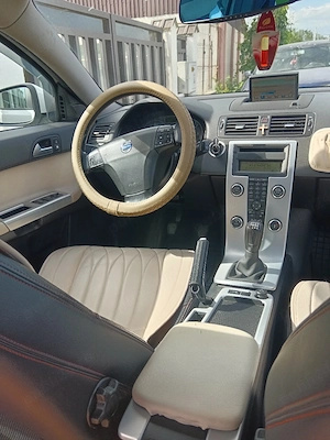 Vânzare Volvo V50 - imagine 4