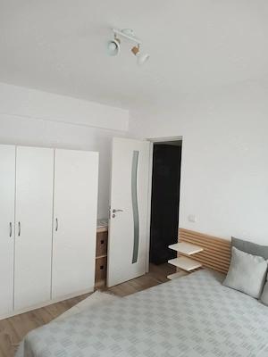Gars. tip studio-loc de parcare-5 min. Metrou D. Leonida-complet mobilat si utilat