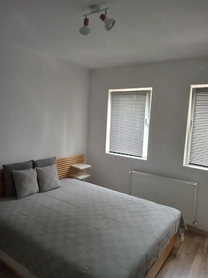 Gars. tip studio-loc de parcare-5 min. Metrou D. Leonida-complet mobilat si utilat - imagine 2