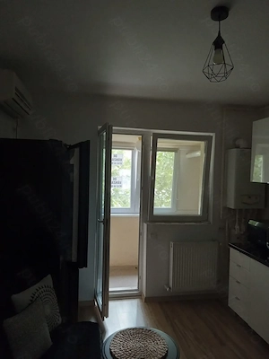 Gars. tip studio-loc de parcare-5 min. Metrou D. Leonida-complet mobilat si utilat - imagine 6